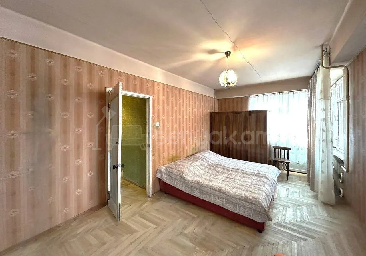 3 Սենյականոց Բնակարան, 88քմ, 1/12 հարկ, Նորմալ Վիճակում