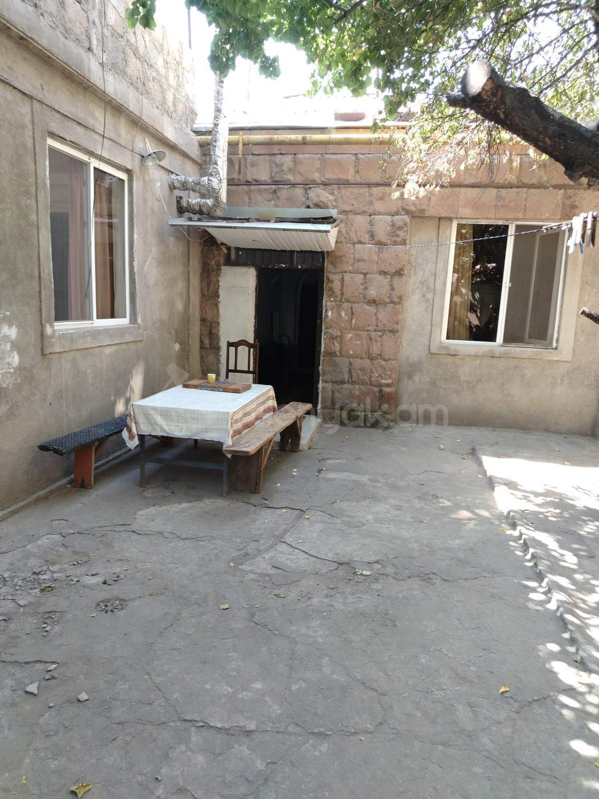 3 Սենյականոց Սեփական Տուն, 101քմ, Կապիտալ Վերանորոգված