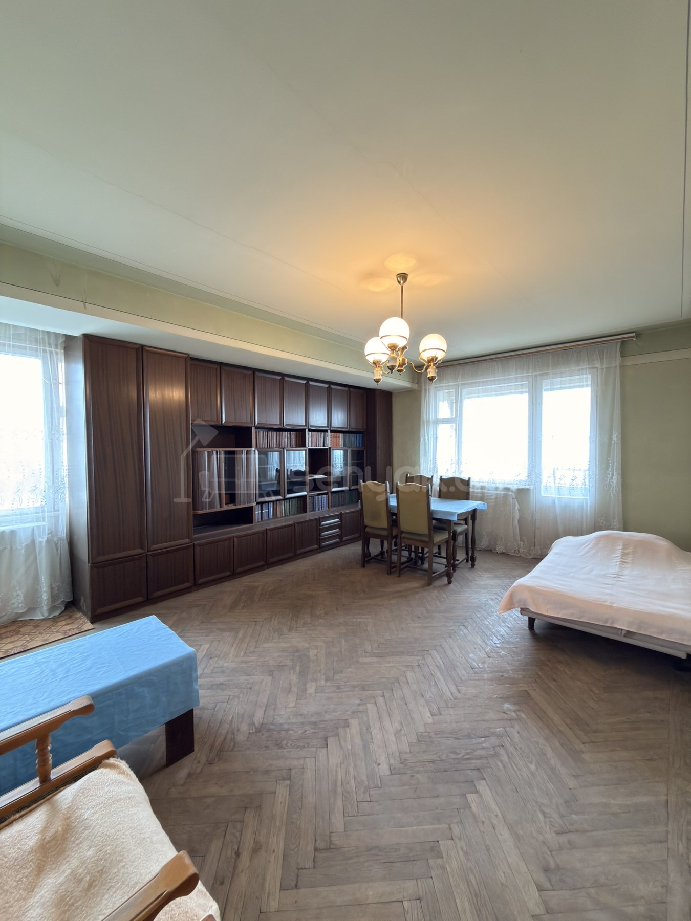 3 Սենյականոց Բնակարան, 84քմ, 11/14 հարկ, Պետական Վիճակում