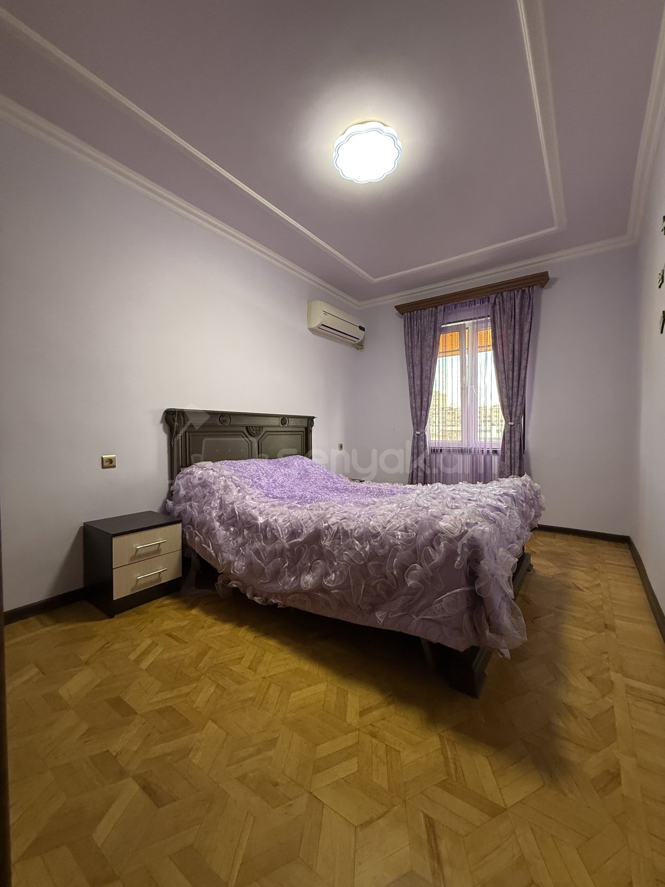 3 Սենյականոց Բնակարան, 80քմ, 8/9 հարկ, Նորմալ Վիճակում