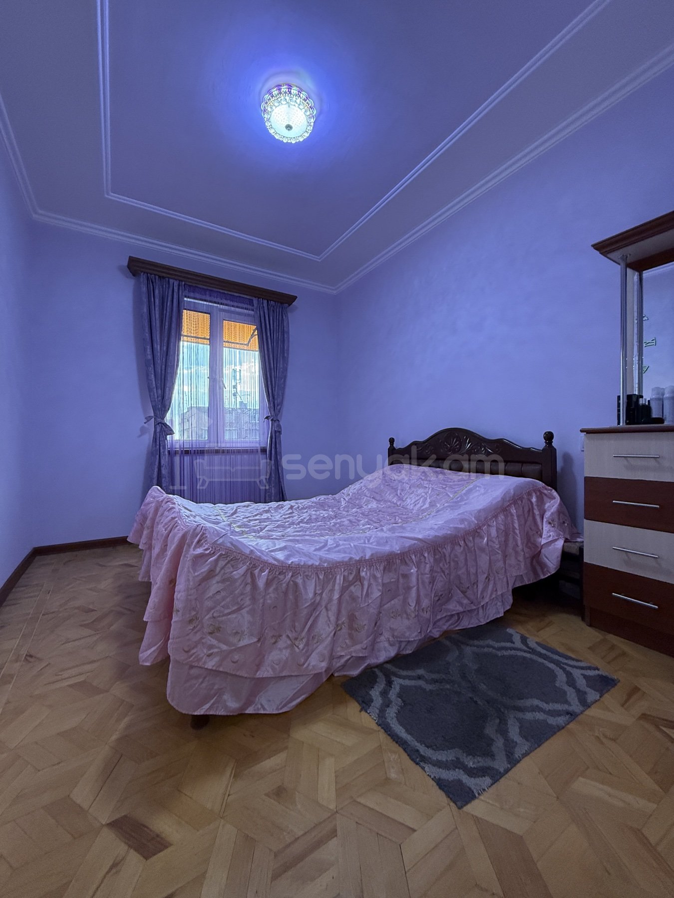 3 Սենյականոց Բնակարան, 80քմ, 8/9 հարկ, Նորմալ Վիճակում