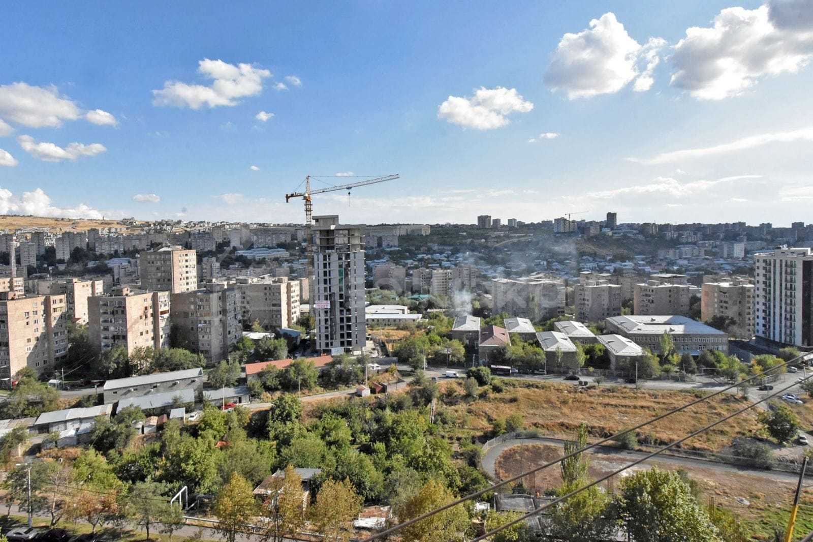 3 Սենյականոց Բնակարան, 88քմ, 13/14 հարկ, Պետական Վիճակում