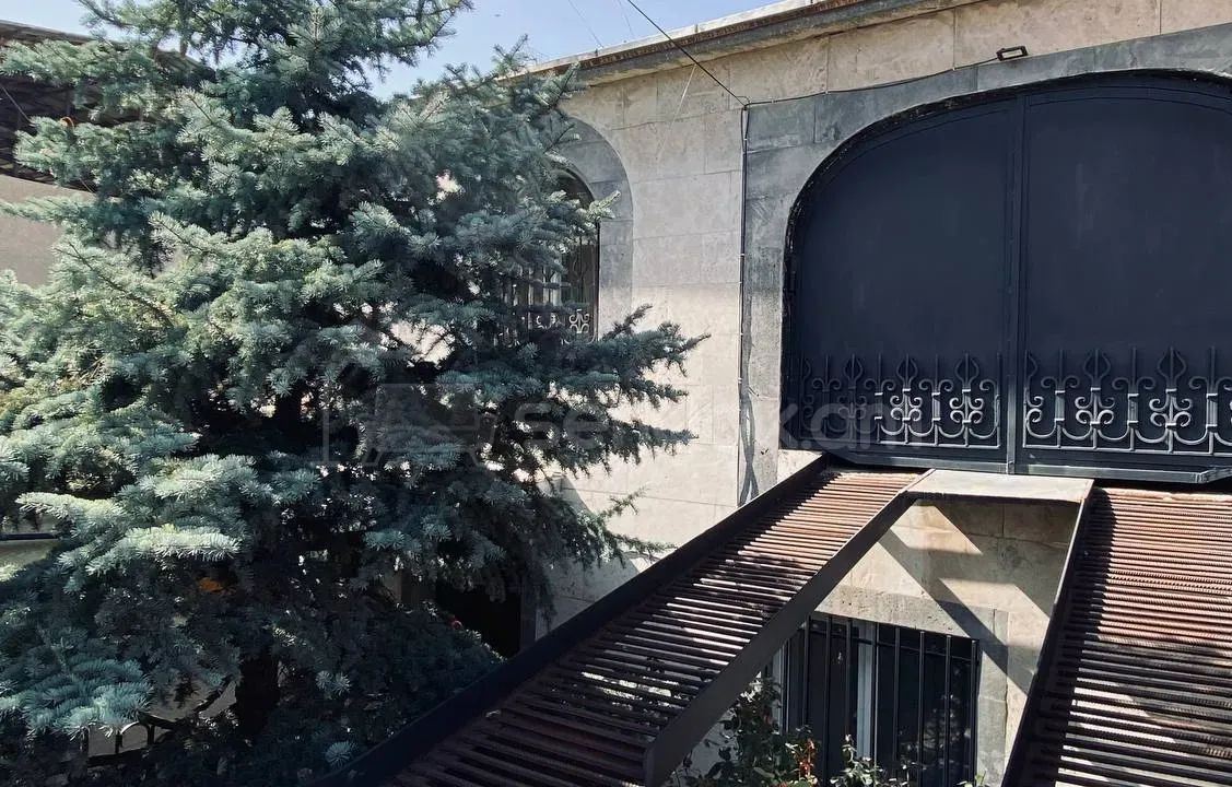 6 Սենյականոց Սեփական Տուն, 319քմ, Կապիտալ Վերանորոգված, Ավտոտնակով