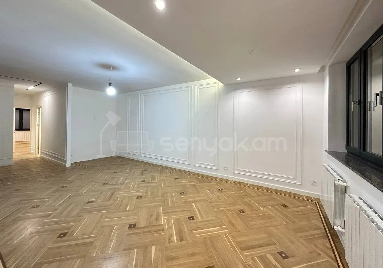 3 Սենյականոց Բնակարան Քարե Շենքում, 82քմ, 5/5 հարկ, Նորմալ Վիճակում