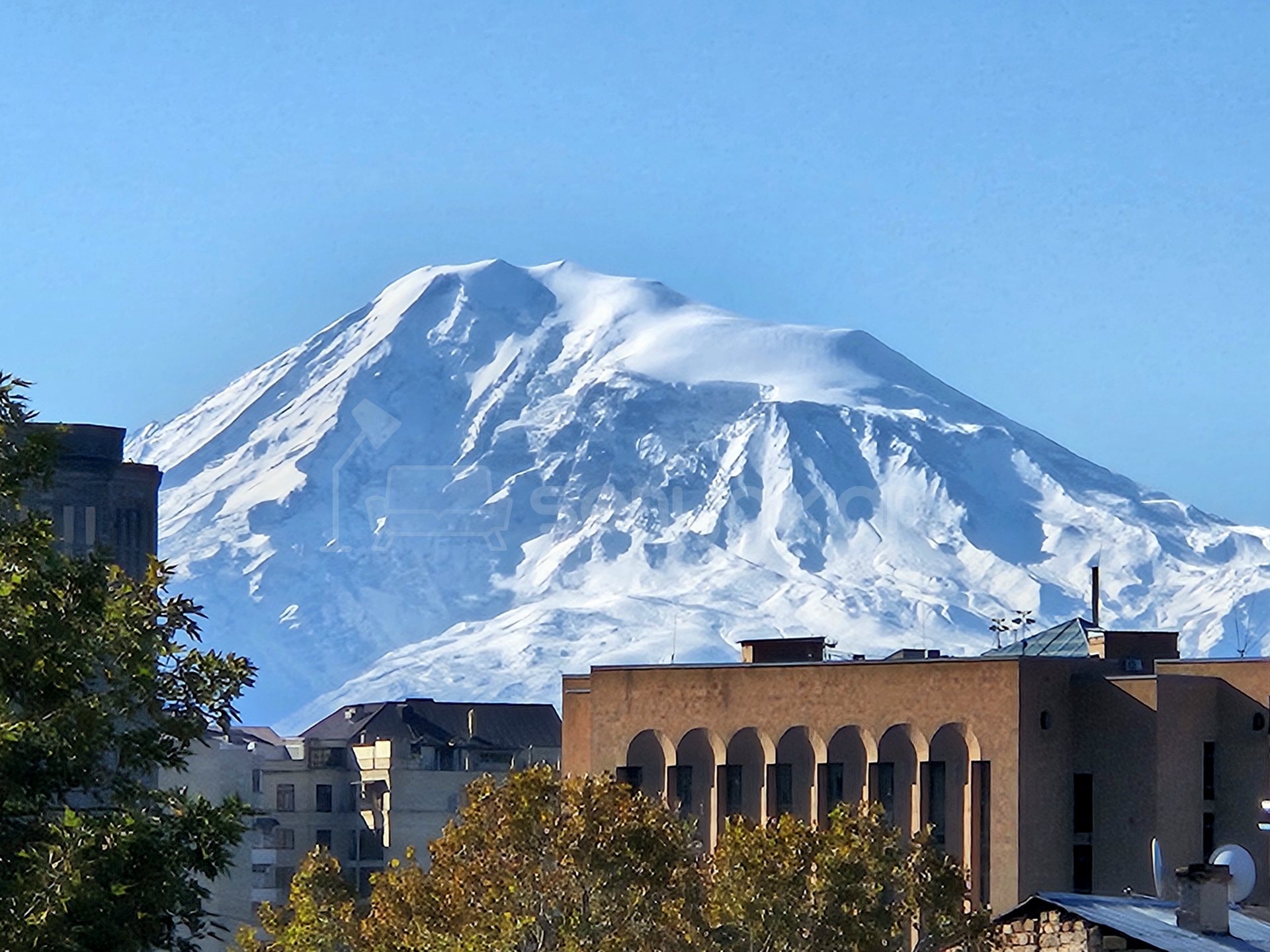 2 Սենյականոց Բնակարան Քարե Շենքում, 64քմ, 6/6 հարկ, Կոսմետիկ Վերանորոգված, Կահավորված, Արևկող