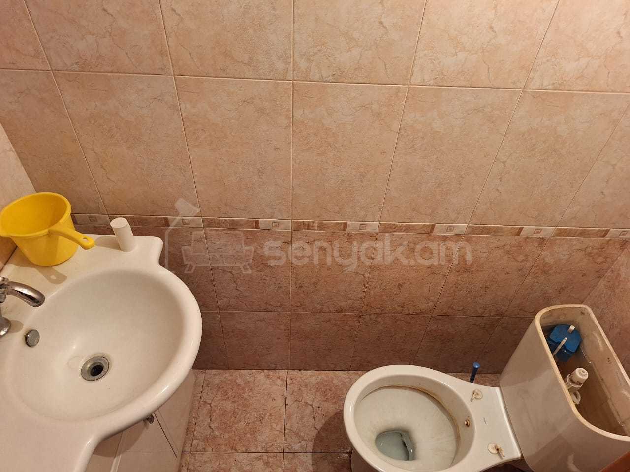 2 Սենյականոց Բնակարան, 65քմ, 6/9 հարկ, Նորմալ Վիճակում