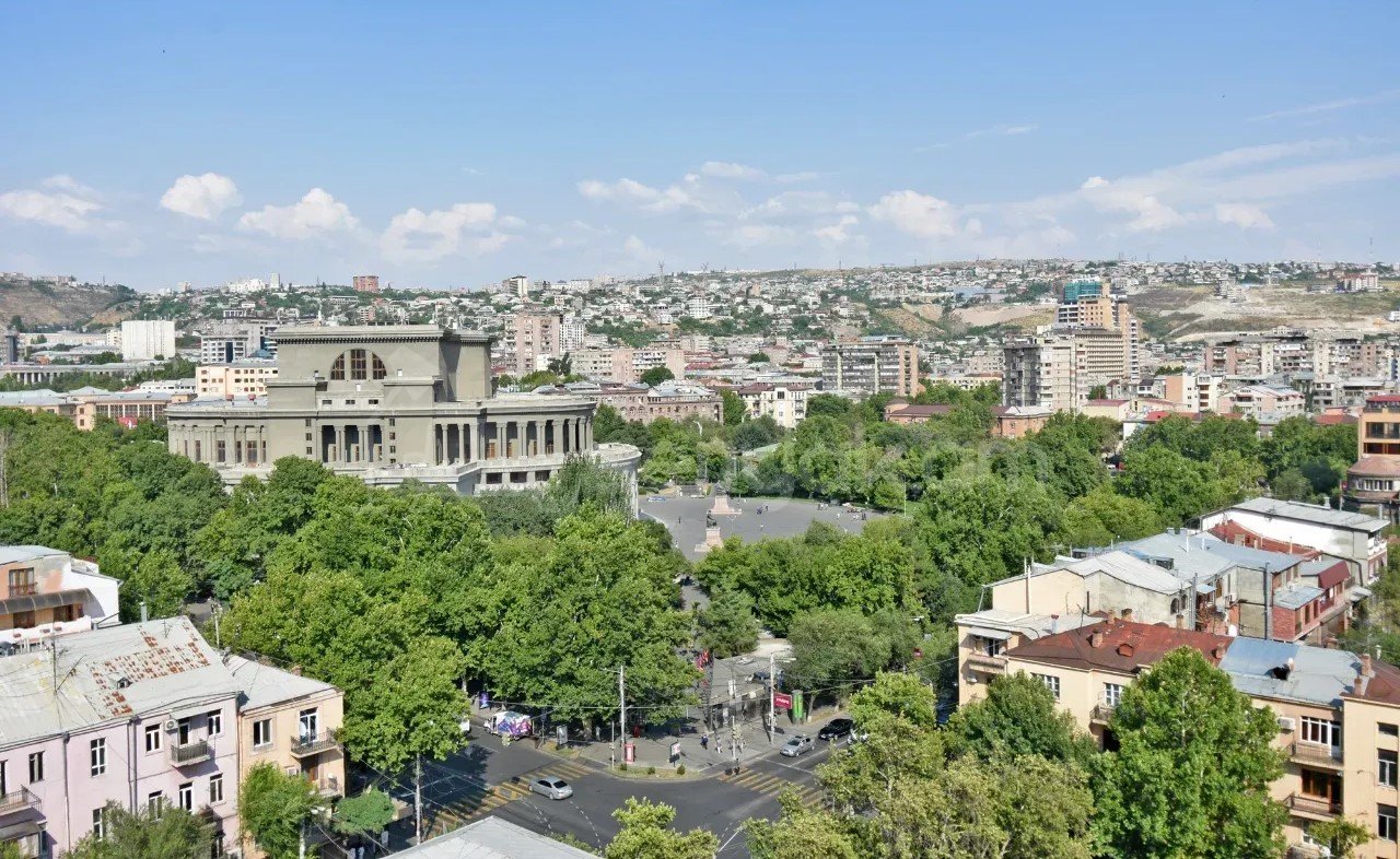 2 Սենյականոց Բնակարան Նորակառույցում, 64քմ, 12/13 հարկ, Դիզայներական Վերանորոգված, Կահավորված