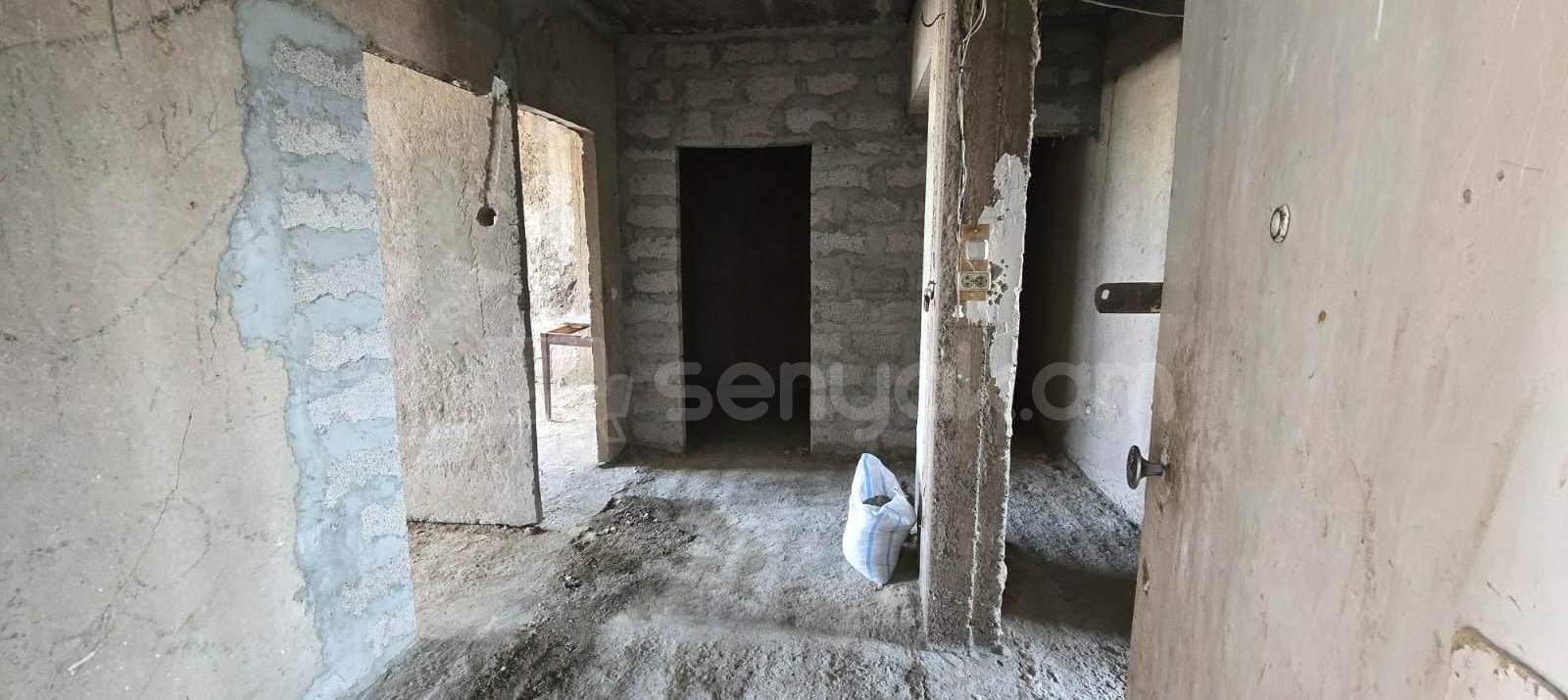 3 Սենյականոց Բնակարան Քարե Շենքում, 78քմ, 5/5 հարկ, Զրոյական Վիճակում