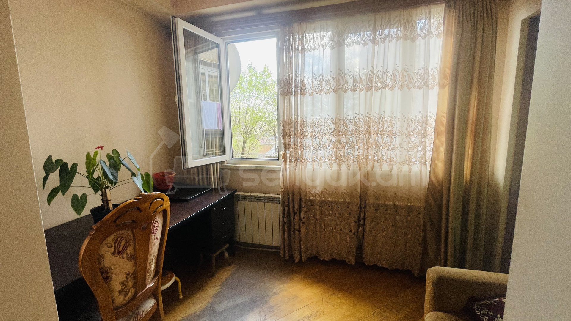 3 Սենյականոց Բնակարան, 97քմ, 2/9 հարկ, Կապիտալ Վերանորոգված
