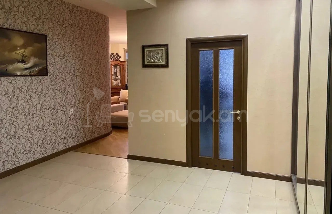 3 Սենյականոց Բնակարան Նորակառույցում, 120քմ, 9/12 հարկ, Կապիտալ Վերանորոգված