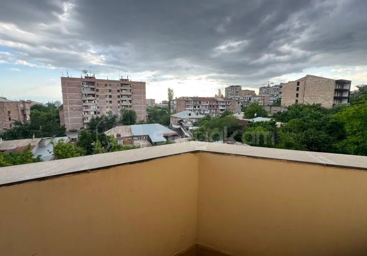 2 Սենյականոց Բնակարան Նորակառույցում, 55քմ, 2/13 հարկ, Կապիտալ Վերանորոգված