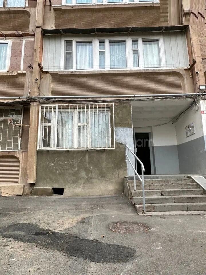 1 Սենյականոց Բնակարան, 16քմ, 1/9 հարկ, Նորմալ Վիճակում