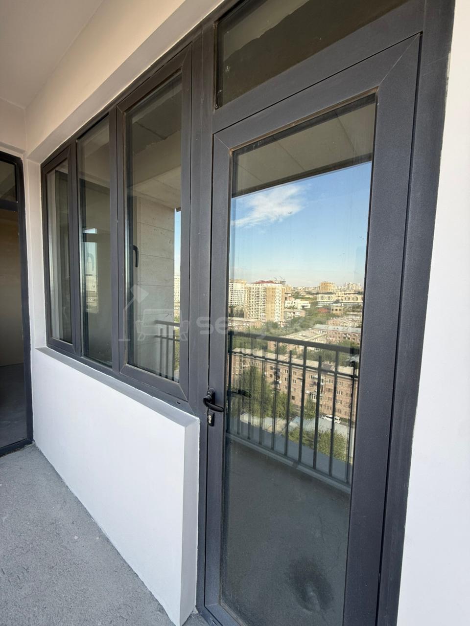 3 Սենյականոց Բնակարան Նորակառույցում, 63քմ, 12/18 հարկ, Զրոյական Վիճակում