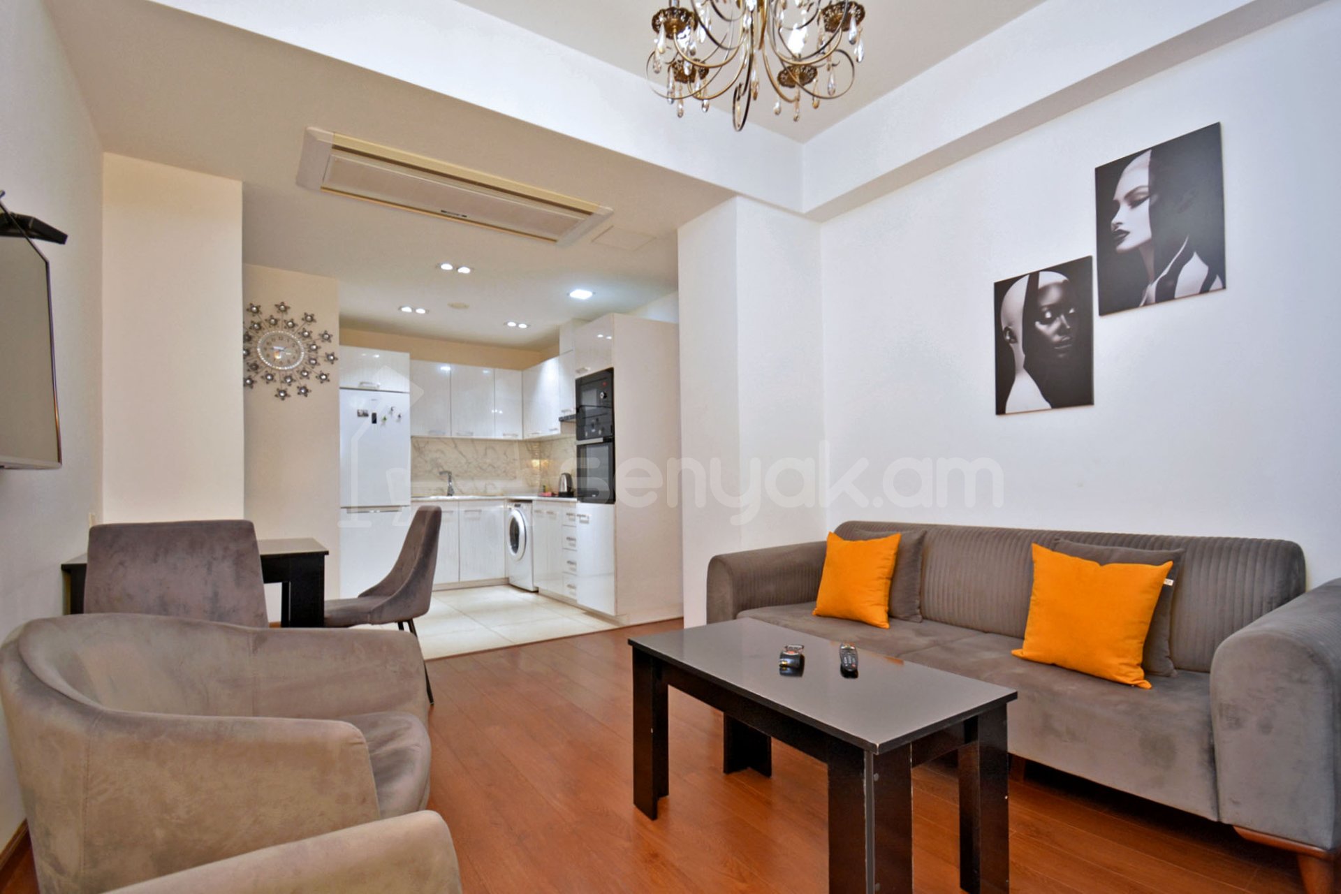 2 Սենյականոց Բնակարան Նորակառույցում, 60քմ, 8/15 հարկ, Կապիտալ Վերանորոգված