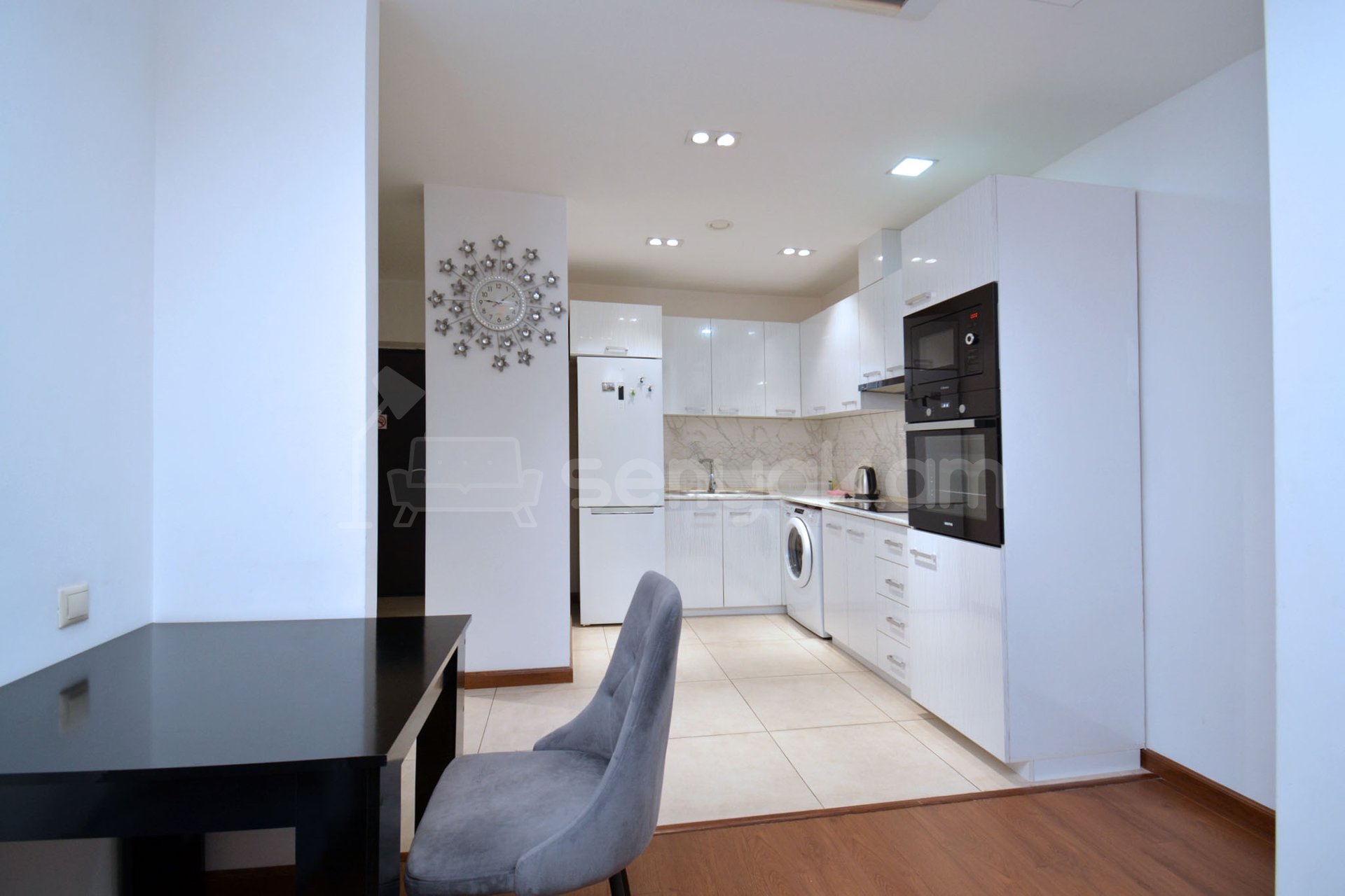 2 Սենյականոց Բնակարան Նորակառույցում, 60քմ, 8/15 հարկ, Կապիտալ Վերանորոգված