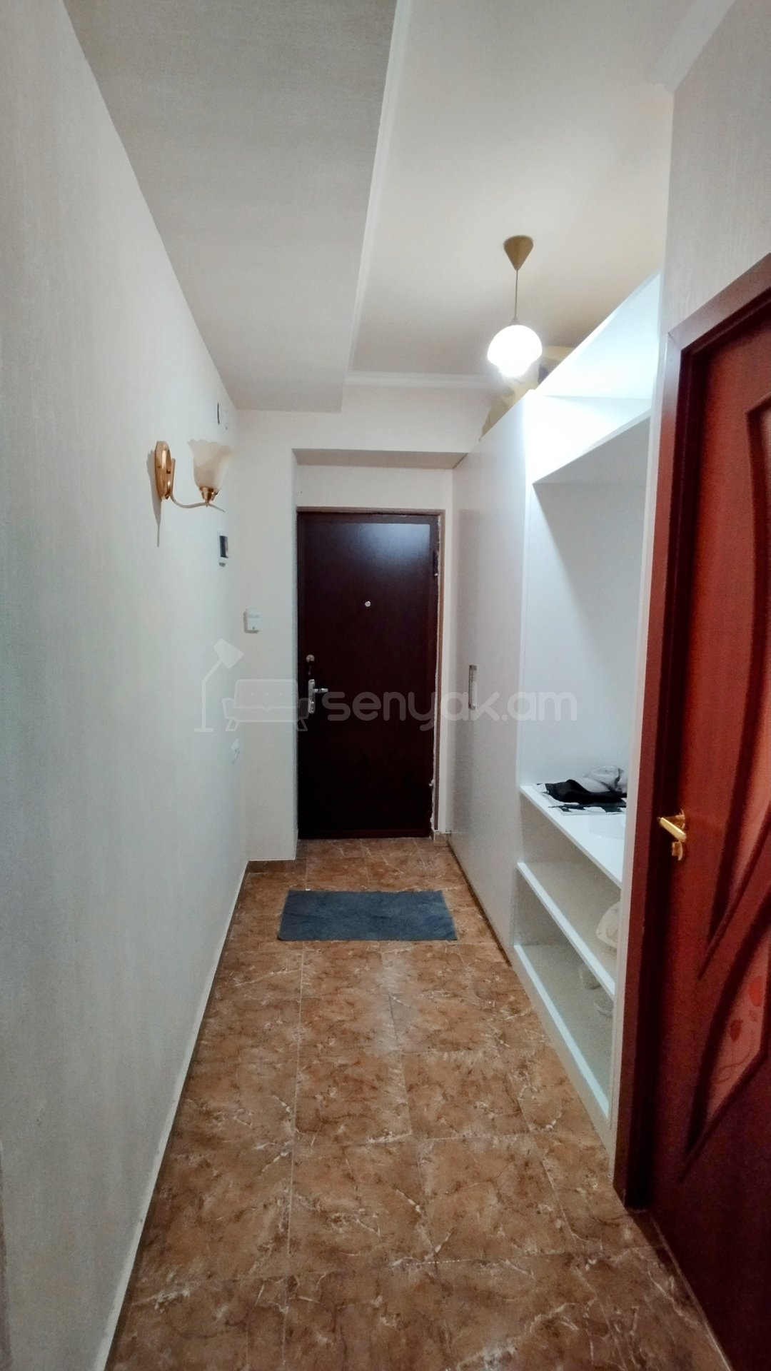 2 Սենյականոց Բնակարան, 71քմ, 6/9 հարկ, Կապիտալ Վերանորոգված, Մասամբ Կահավորված, Արևկող