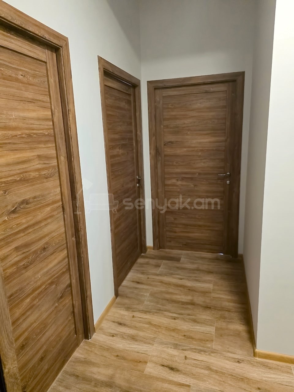 4 Սենյականոց Բնակարան Նորակառույցում, 120քմ, 13/13 հարկ, Կապիտալ Վերանորոգված