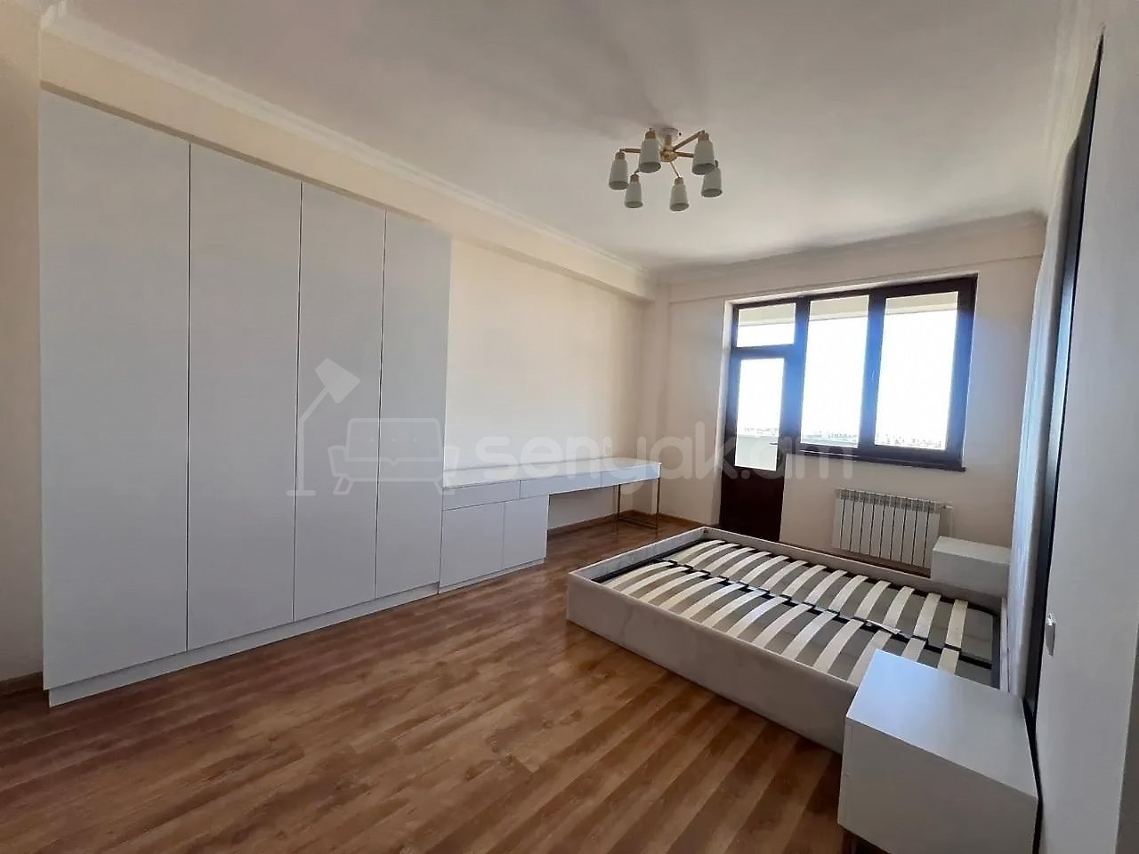 4 Սենյականոց Բնակարան Նորակառույցում, 120քմ, 13/13 հարկ, Կապիտալ Վերանորոգված