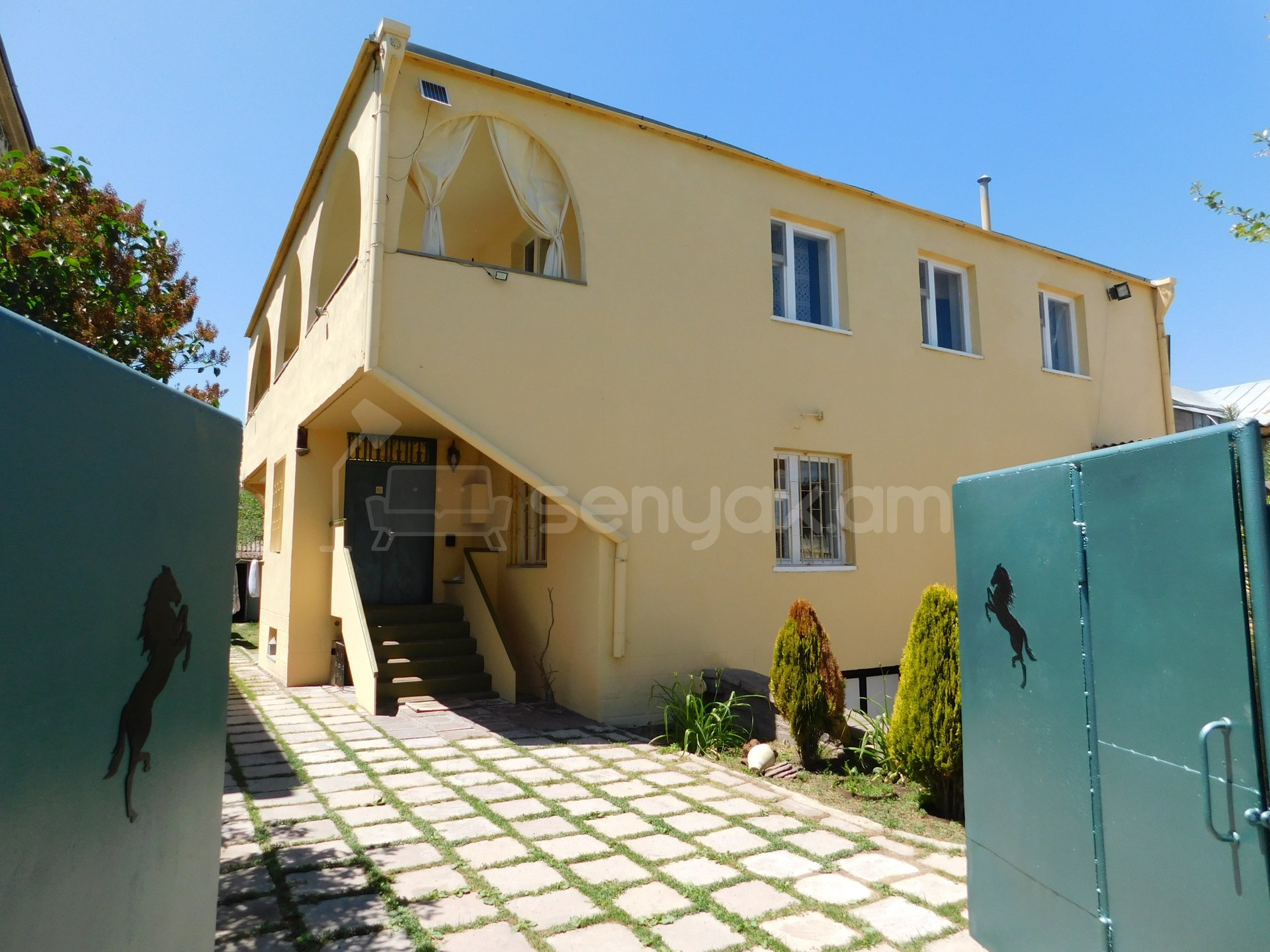6 Սենյականոց Սեփական Տուն, 317քմ, Դիզայներական Վերանորոգված, Ավտոտնակով