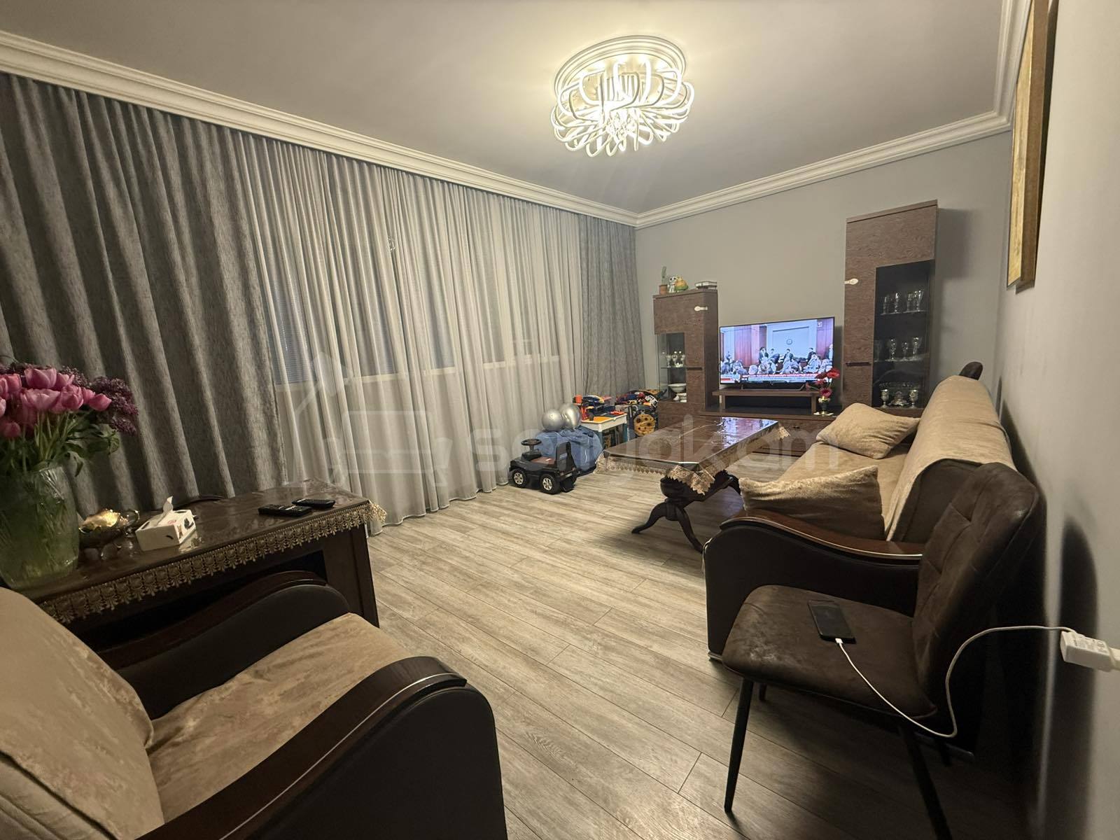 3 Սենյականոց Բնակարան, 75քմ, 6/9 հարկ, Կապիտալ Վերանորոգված