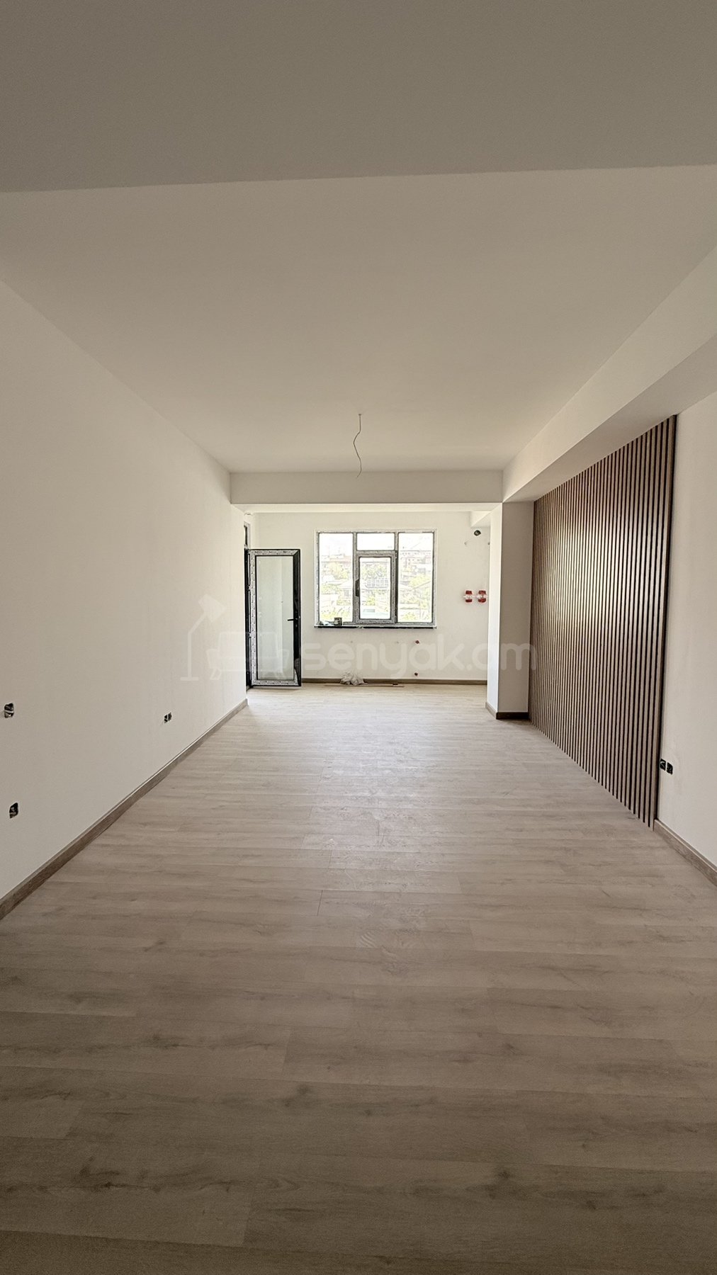 2 Սենյականոց Բնակարան Նորակառույցում, 50քմ, 5/5 հարկ, Զրոյական Վիճակում