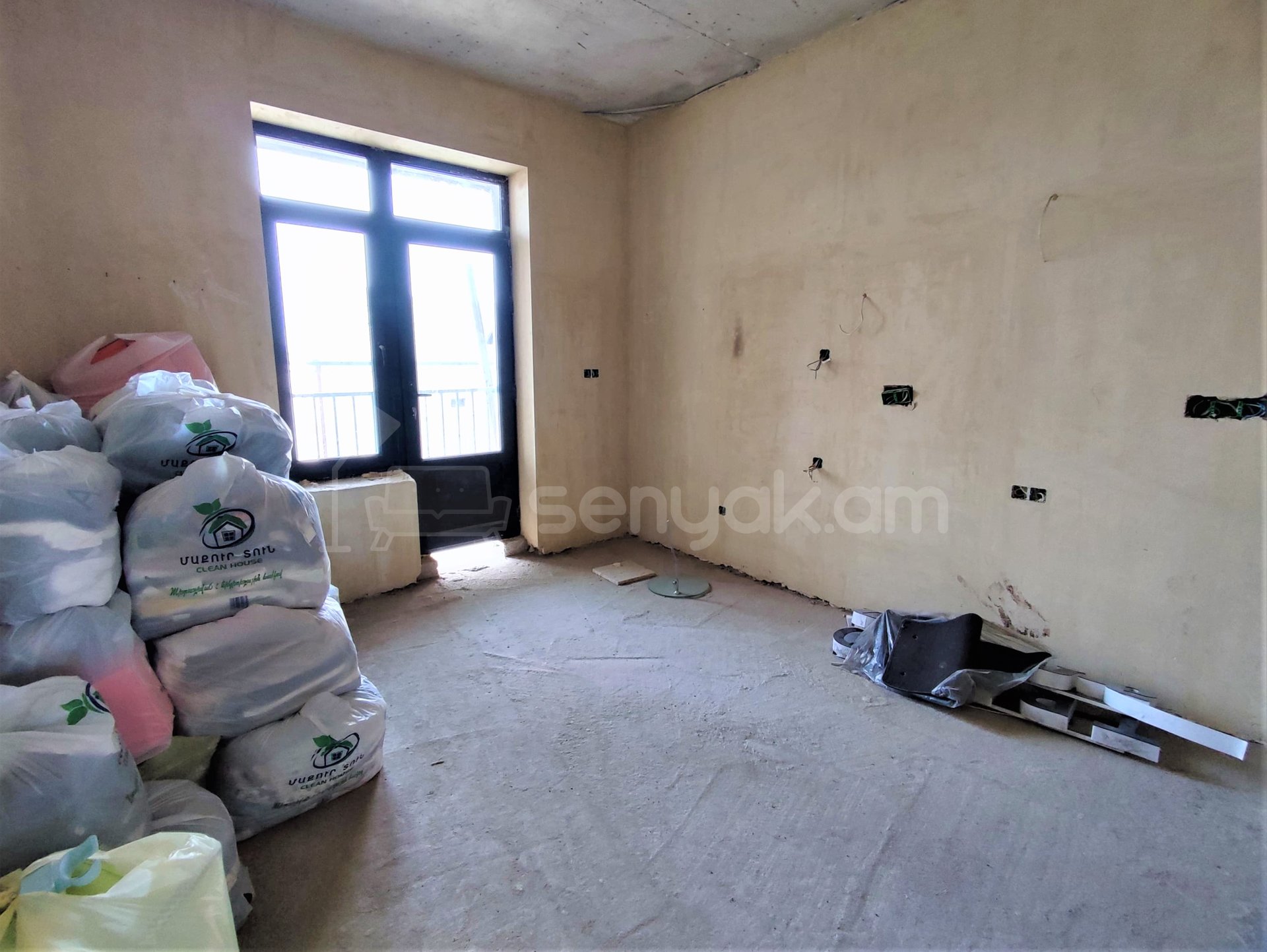5 Սենյականոց Սեփական Տուն, 237քմ, Ավտոտնակով