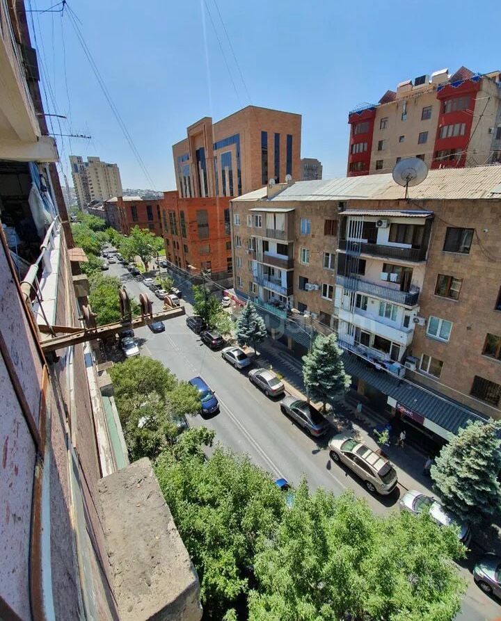 2 Սենյականոց Բնակարան, 67քմ, 6/10 հարկ, Կապիտալ Վերանորոգված, Կահավորված, Արևկող