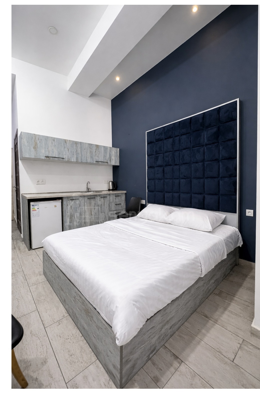 1 Սենյականոց Բնակարան Նորակառույցում, 20քմ, 1/3 հարկ, Դիզայներական Վերանորոգված