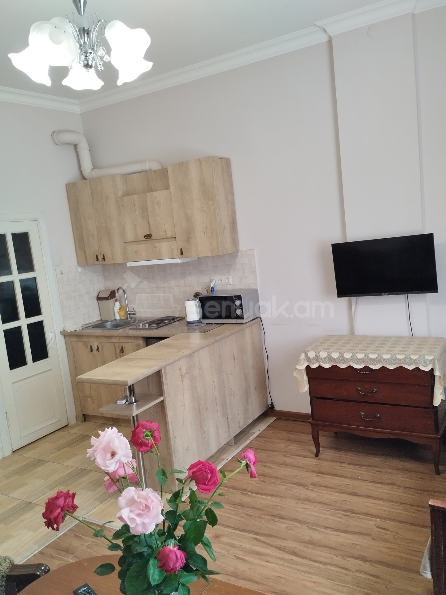 2 Սենյականոց Բնակարան Նորակառույցում, 40քմ, 1/3 հարկ, Կապիտալ Վերանորոգված