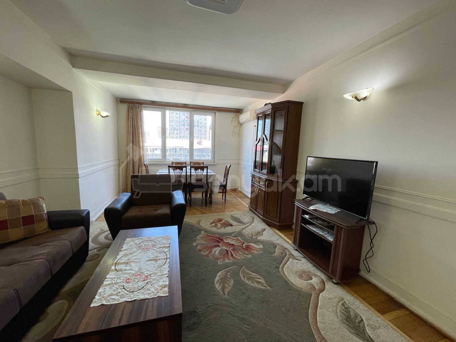 3 Սենյականոց Բնակարան, 80քմ, 6/9 հարկ, Նորմալ Վիճակում