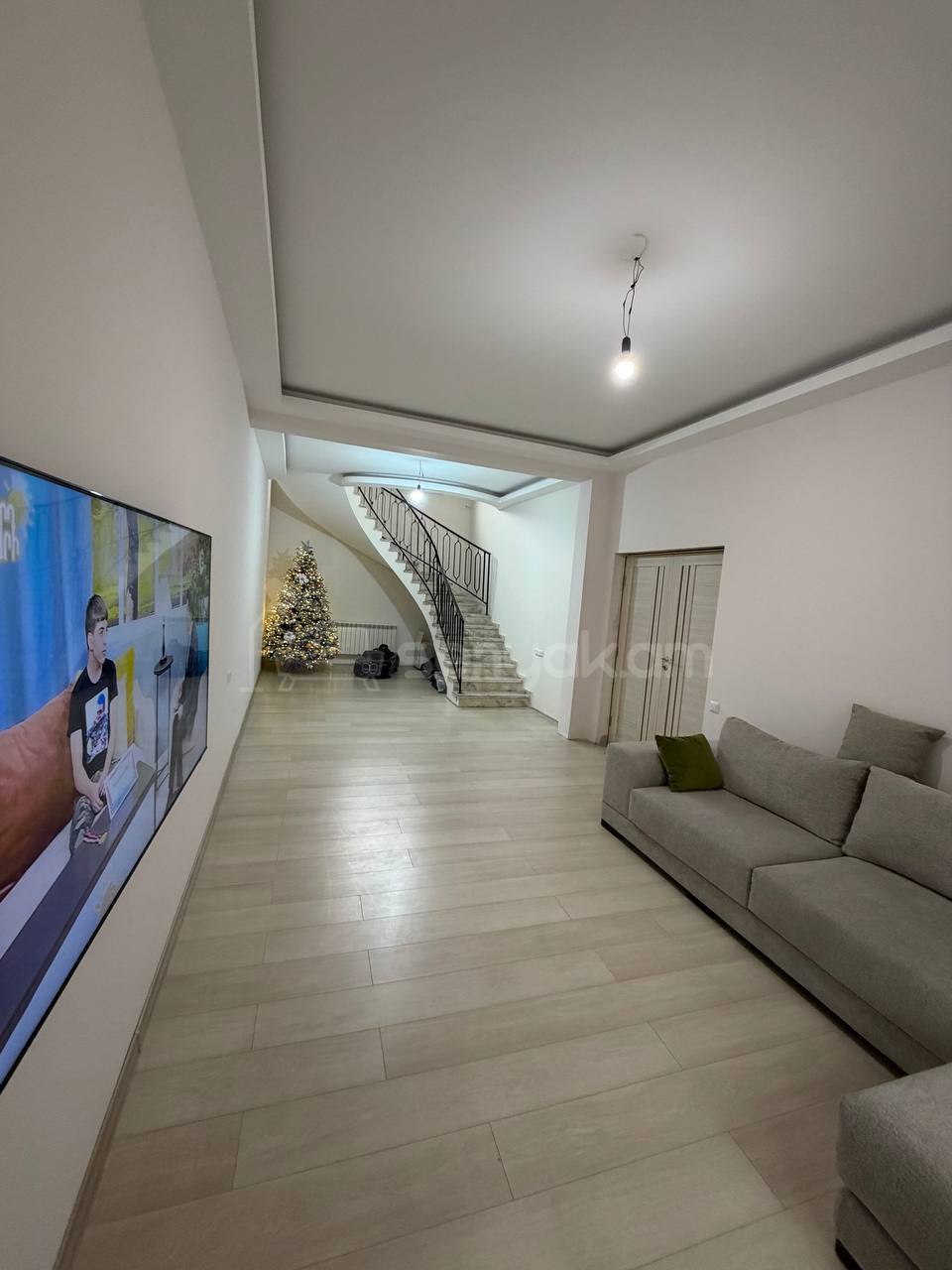 8 Սենյականոց Սեփական Տուն, 250քմ, Դիզայներական Վերանորոգված, Ավտոտնակով