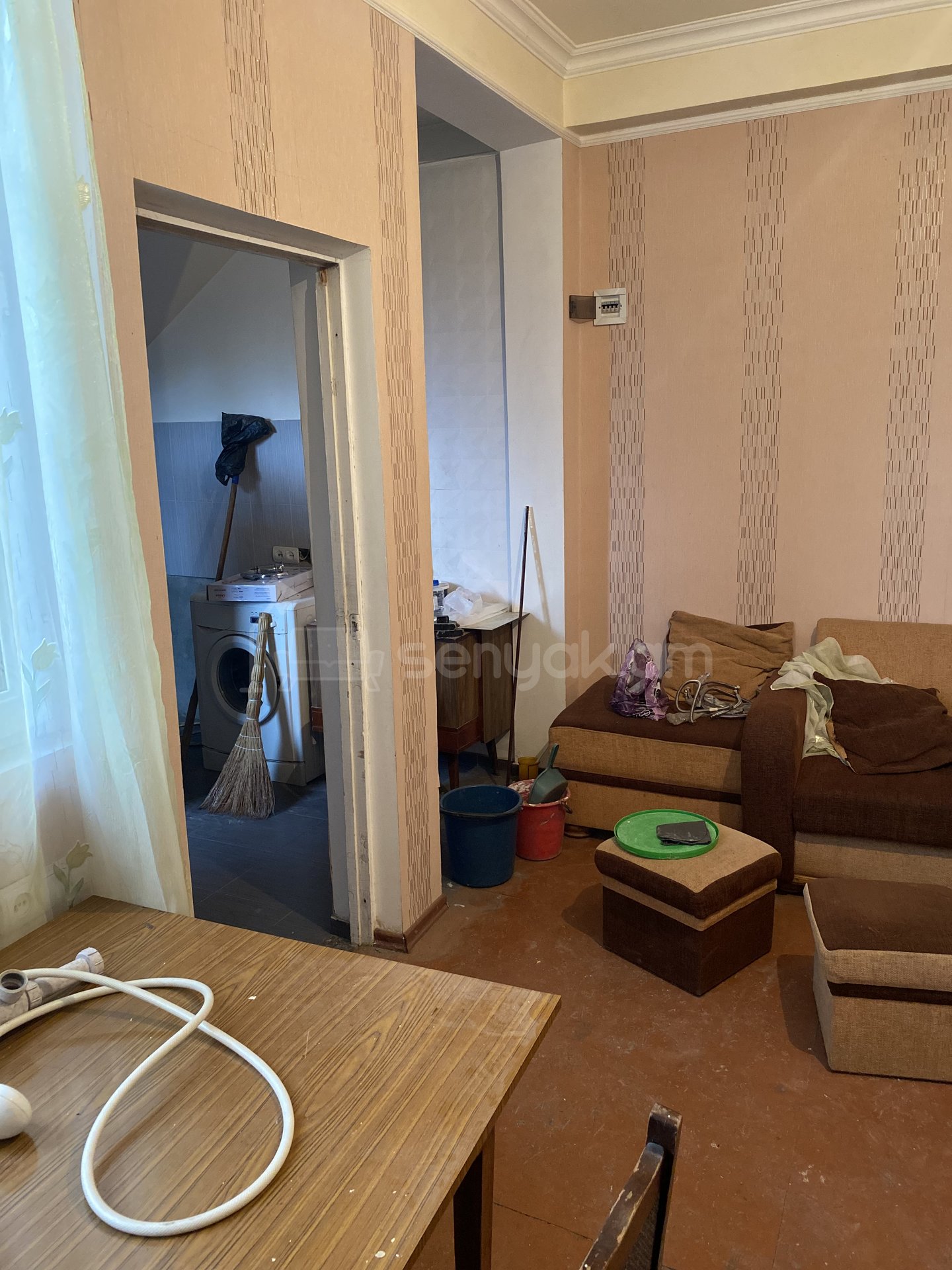 1 Սենյականոց Բնակարան, 42քմ, 1/2 հարկ, Նորմալ Վիճակում, Կահավորված