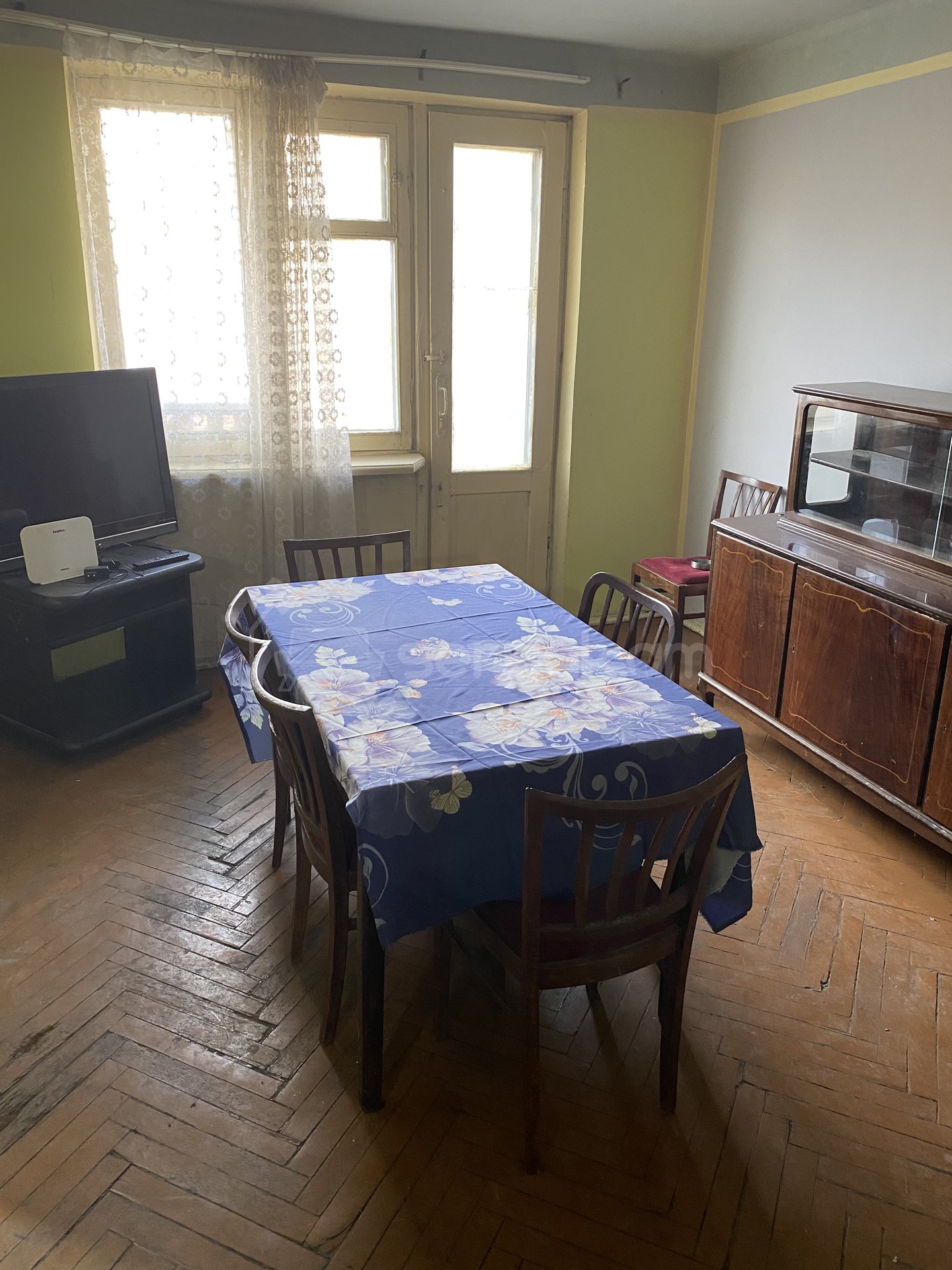 1 Սենյականոց Բնակարան, 28քմ, 1/4 հարկ, Կոսմետիկ Վերանորոգված, Կահավորված, Արևկող