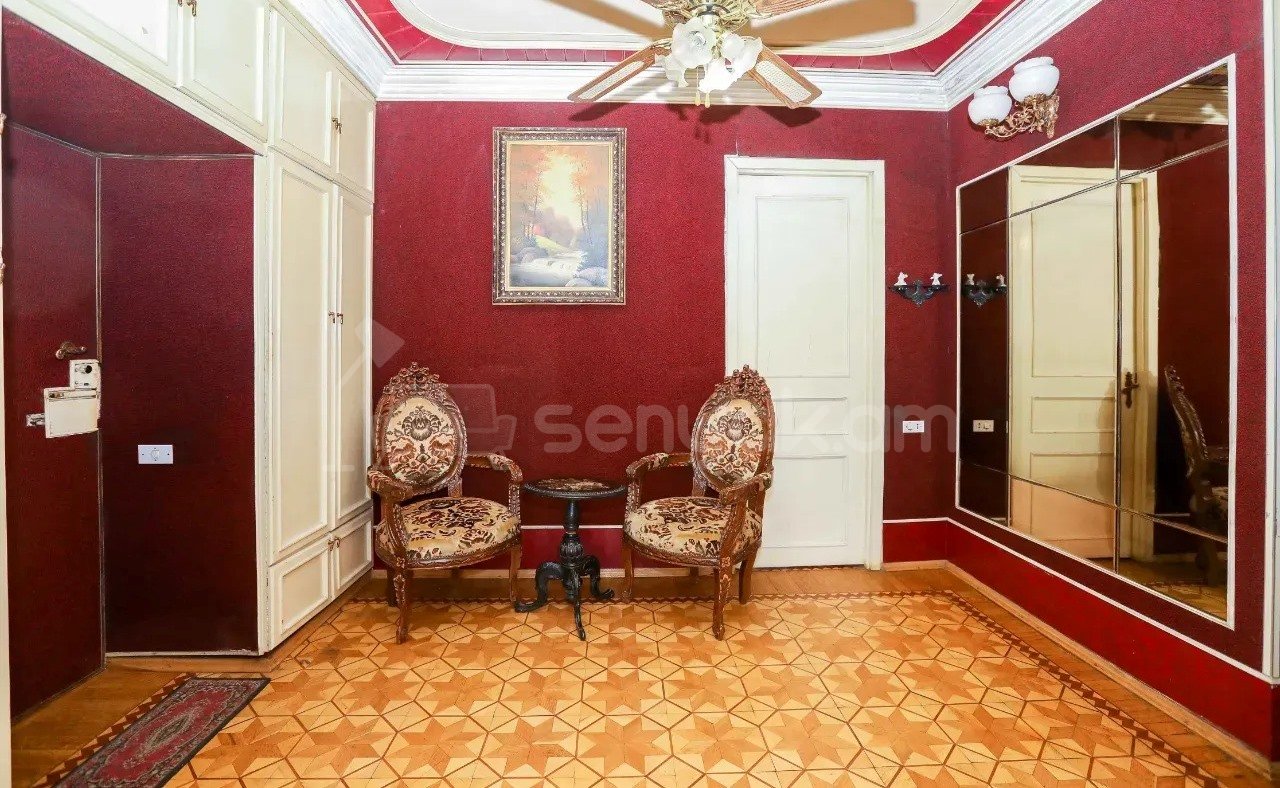 3 Սենյականոց Բնակարան Քարե Շենքում, 73քմ, 6/7 հարկ, Նորմալ Վիճակում