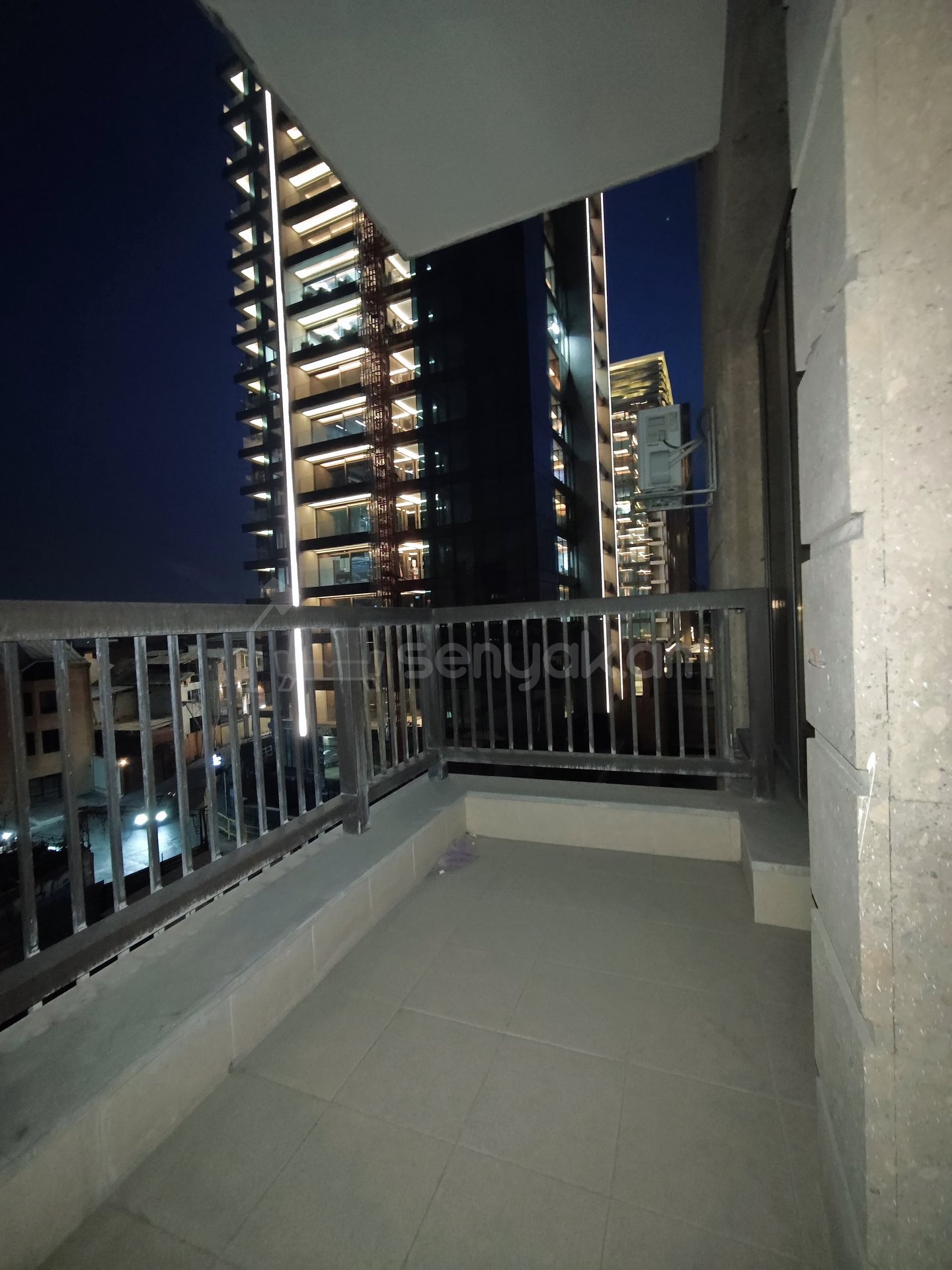 3 Սենյականոց Բնակարան Նորակառույցում, 120քմ, 5/14 հարկ, Դիզայներական Վերանորոգված