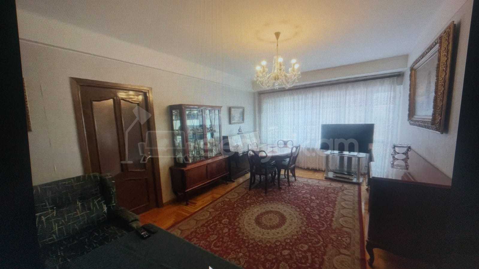 3 Սենյականոց Բնակարան, 84քմ, 8/9 հարկ, Նորմալ Վիճակում