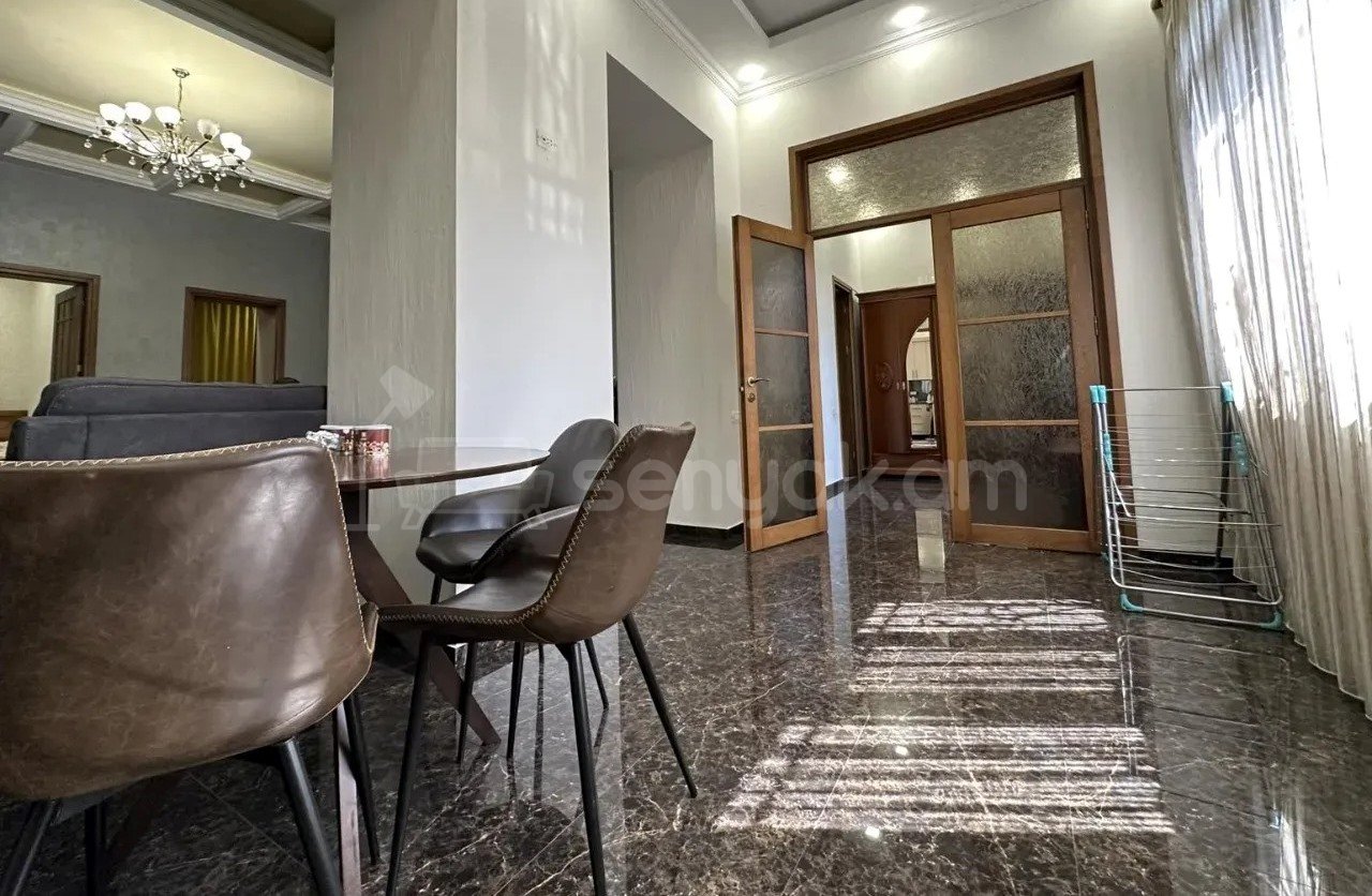 3 Սենյականոց Բնակարան Քարե Շենքում, 97քմ, 2/4 հարկ, Կապիտալ Վերանորոգված
