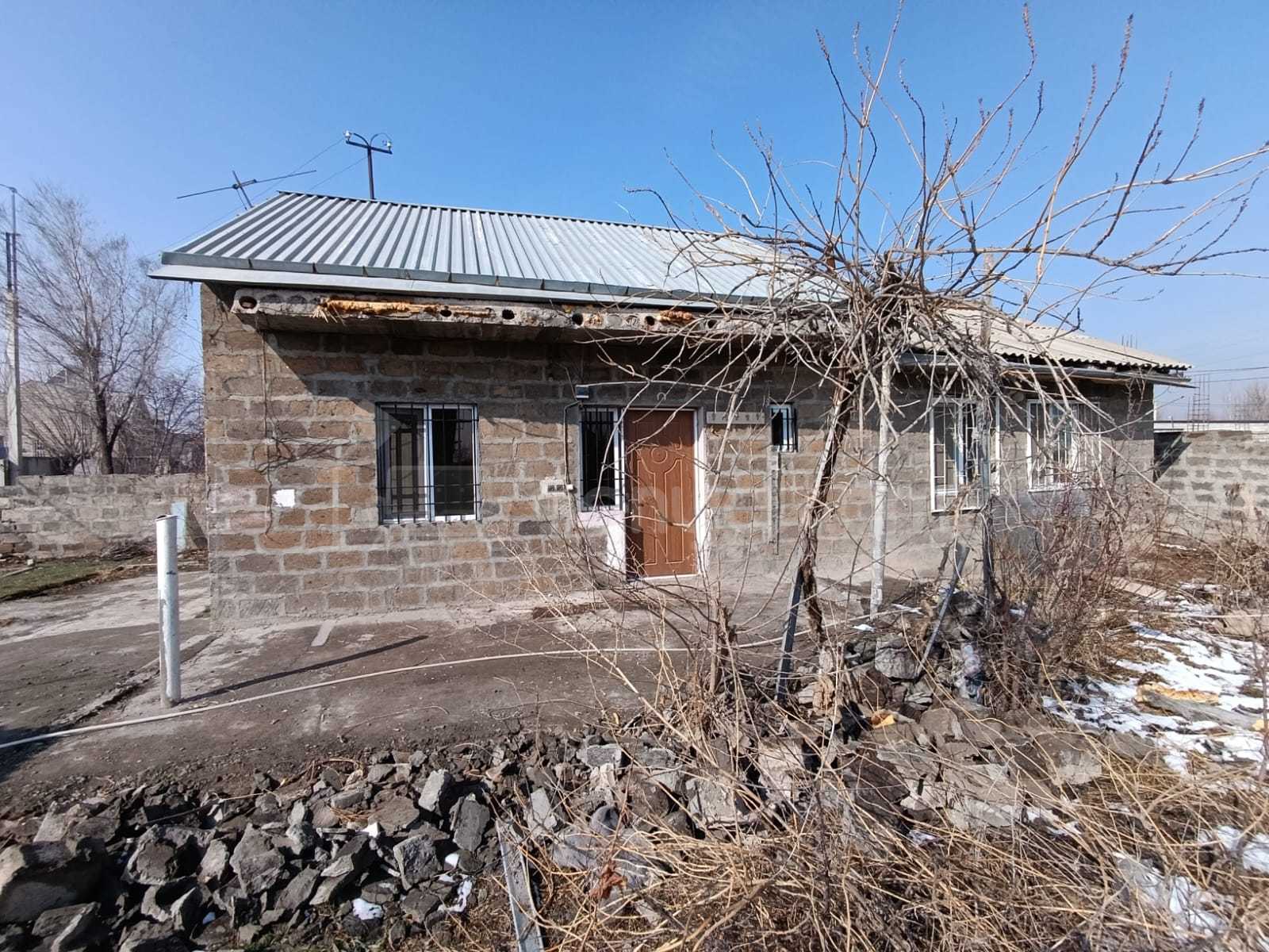 3 Սենյականոց Սեփական Տուն, 85քմ, Նորմալ Վիճակում