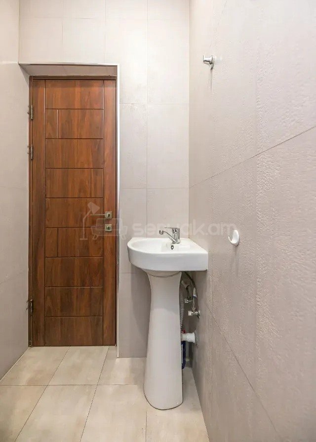 2 Սենյականոց Բնակարան Նորակառույցում, 55քմ, 4/7 հարկ, Կապիտալ Վերանորոգված