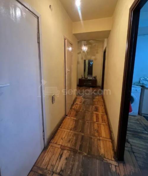 3 Սենյականոց Բնակարան, 98քմ, 8/14 հարկ, Պետական Վիճակում