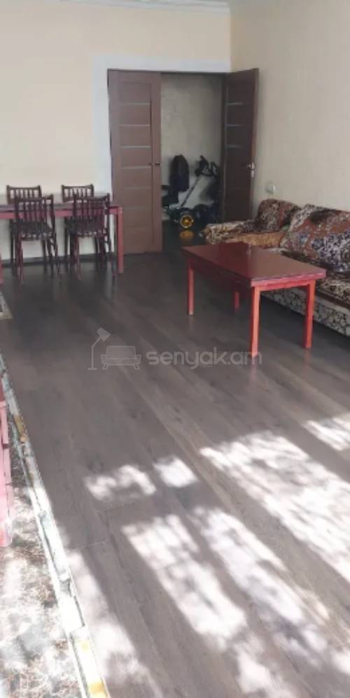 2 Սենյականոց Բնակարան Քարե Շենքում, 78քմ, 1/5 հարկ, Կոսմետիկ Վերանորոգված