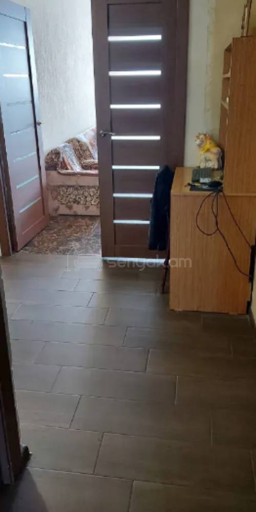 2 Սենյականոց Բնակարան Քարե Շենքում, 78քմ, 1/5 հարկ, Կոսմետիկ Վերանորոգված