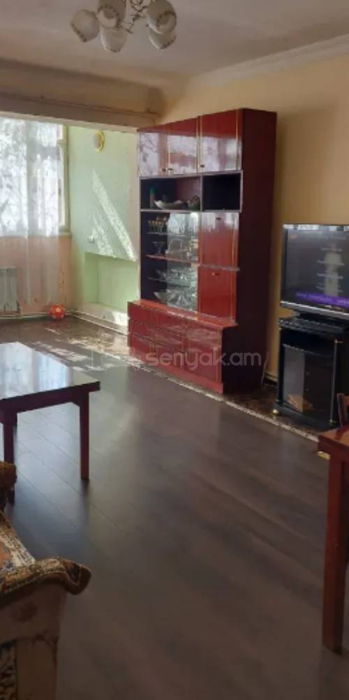 2 Սենյականոց Բնակարան Քարե Շենքում, 78քմ, 1/5 հարկ, Կոսմետիկ Վերանորոգված