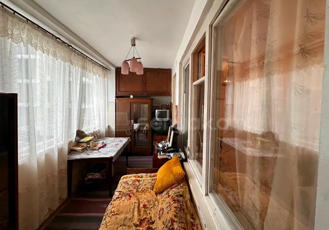 2 Սենյականոց Բնակարան Քարե Շենքում, 68քմ, 2/5 հարկ, Նորմալ Վիճակում