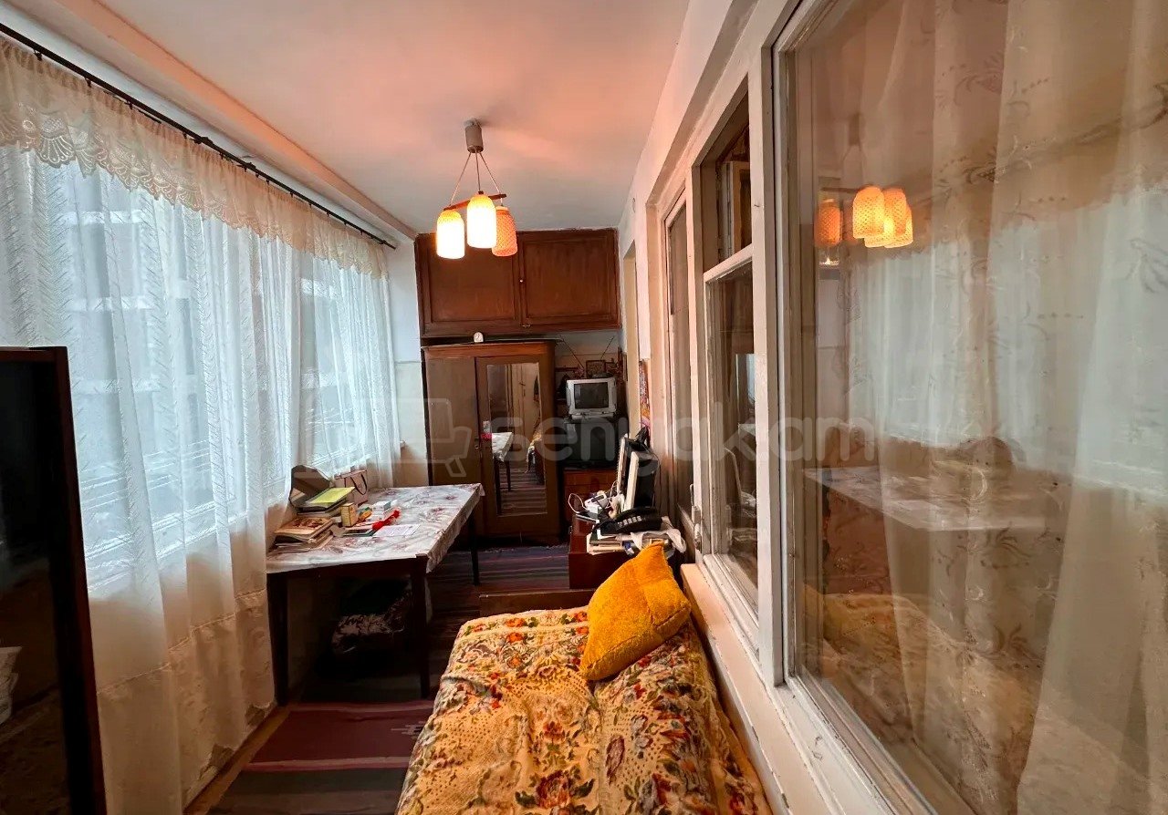 2 Սենյականոց Բնակարան Քարե Շենքում, 68քմ, 2/5 հարկ, Նորմալ Վիճակում