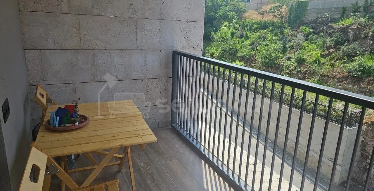 4 Սենյականոց Բնակարան Նորակառույցում, 94քմ, 3/16 հարկ, Դիզայներական Վերանորոգված