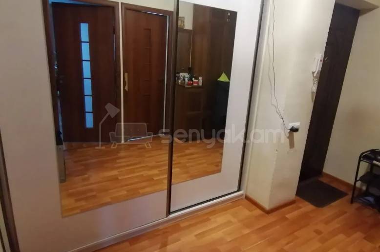 1 Սենյականոց Բնակարան, 45քմ, 8/12 հարկ, Կոսմետիկ Վերանորոգված