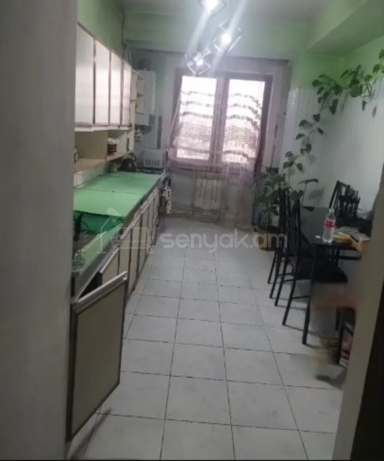 4 Սենյականոց Բնակարան, 98քմ, 12/14 հարկ, Կոսմետիկ Վերանորոգված