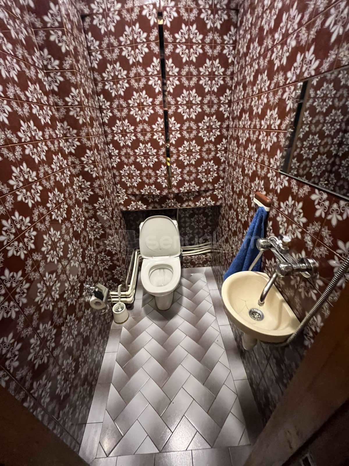 3 Սենյականոց Բնակարան, 93քմ, 3/9 հարկ, Նորմալ Վիճակում