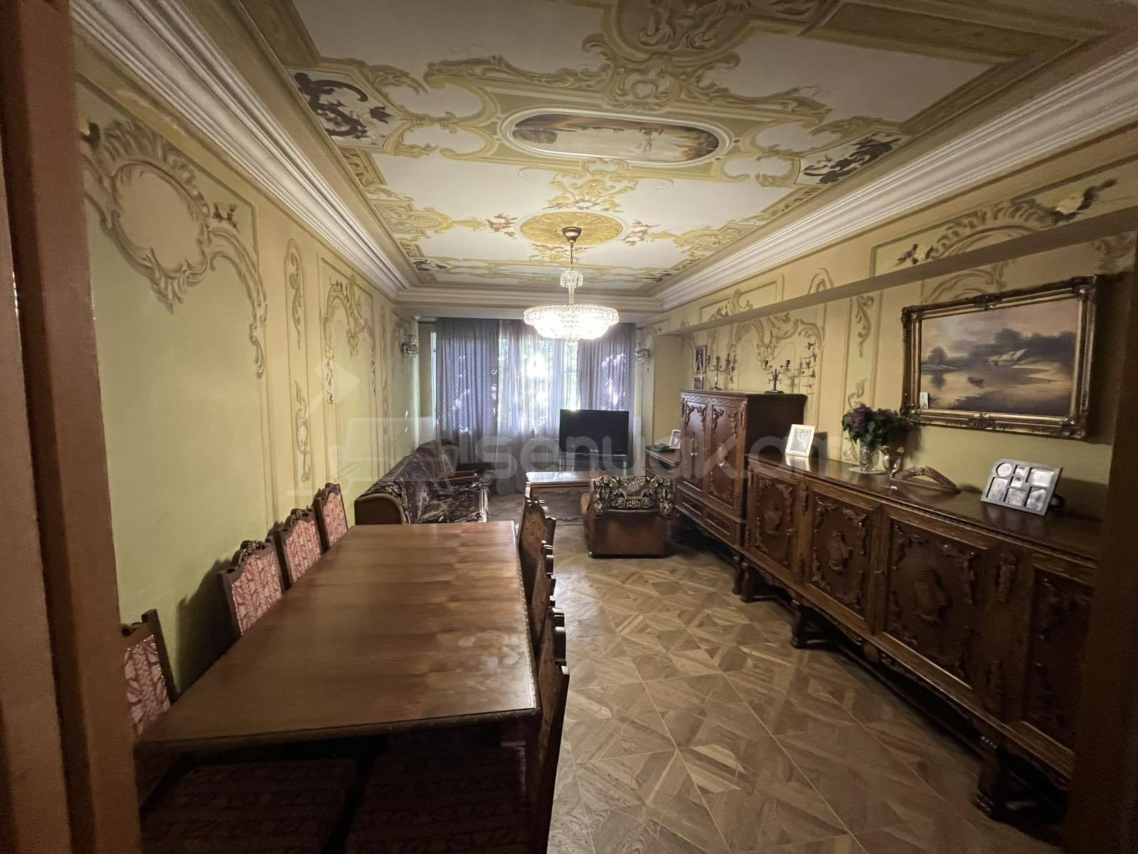 3 Սենյականոց Բնակարան, 93քմ, 3/9 հարկ, Նորմալ Վիճակում